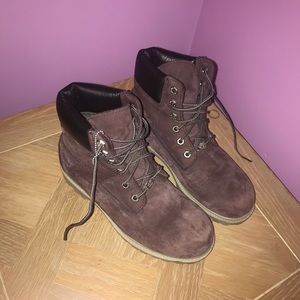 Purple waterproof timberlands!!!